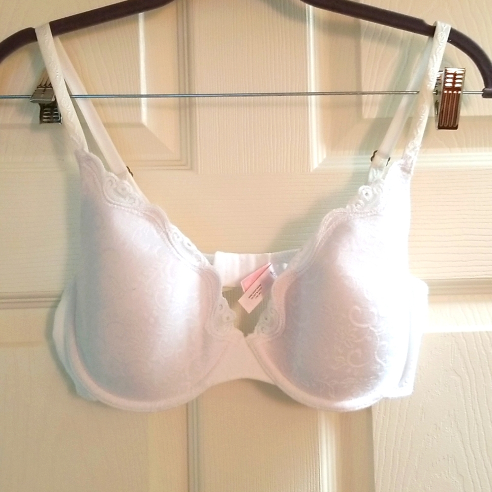 🎀 VICTORIA SECRET WHITE LACE BRA
